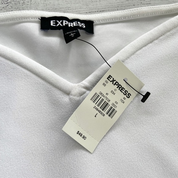 EXPRESS Organza Puff Sleeve Top - Picture 4 of 7